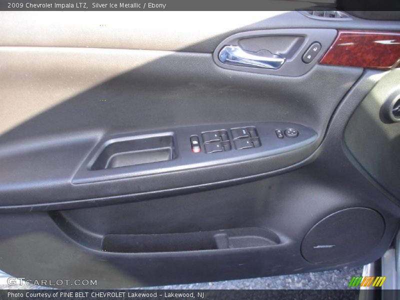 Silver Ice Metallic / Ebony 2009 Chevrolet Impala LTZ