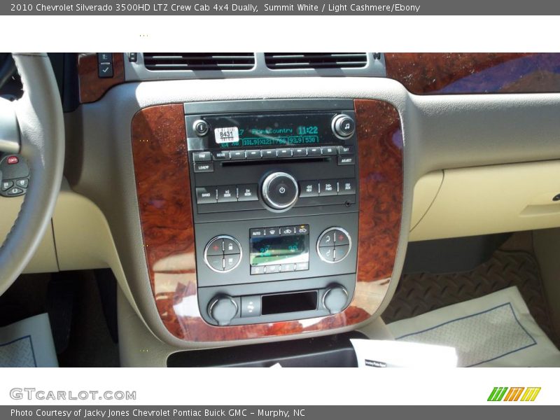 Summit White / Light Cashmere/Ebony 2010 Chevrolet Silverado 3500HD LTZ Crew Cab 4x4 Dually