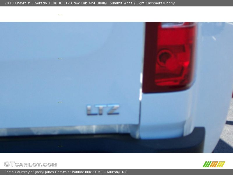Summit White / Light Cashmere/Ebony 2010 Chevrolet Silverado 3500HD LTZ Crew Cab 4x4 Dually