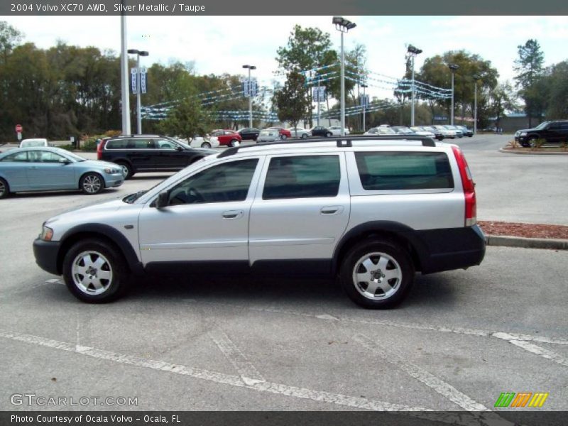 Silver Metallic / Taupe 2004 Volvo XC70 AWD