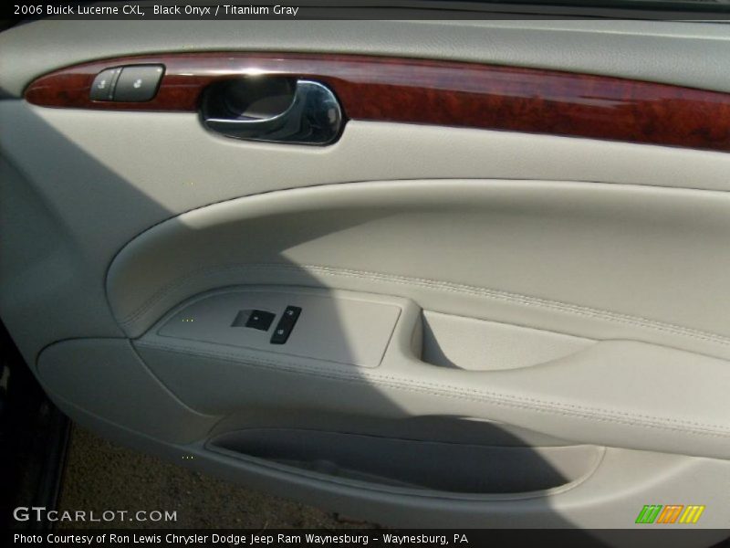 Black Onyx / Titanium Gray 2006 Buick Lucerne CXL