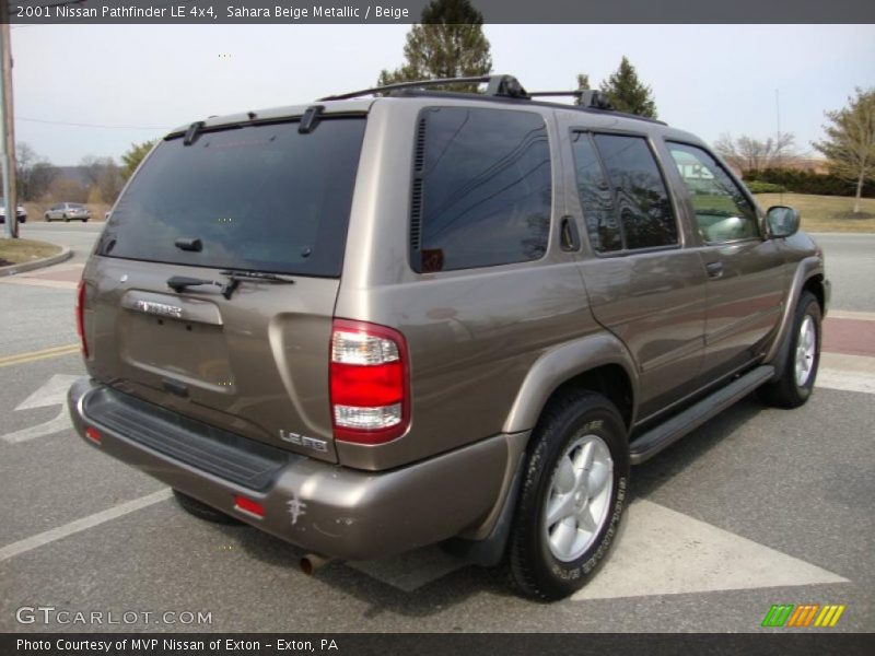 Sahara Beige Metallic / Beige 2001 Nissan Pathfinder LE 4x4