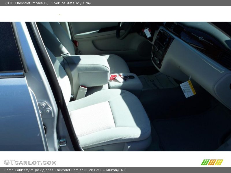Silver Ice Metallic / Gray 2010 Chevrolet Impala LS