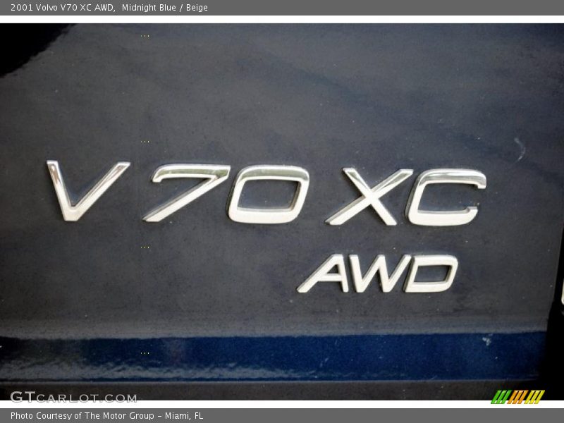 Midnight Blue / Beige 2001 Volvo V70 XC AWD
