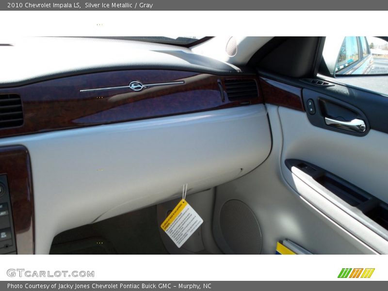 Silver Ice Metallic / Gray 2010 Chevrolet Impala LS