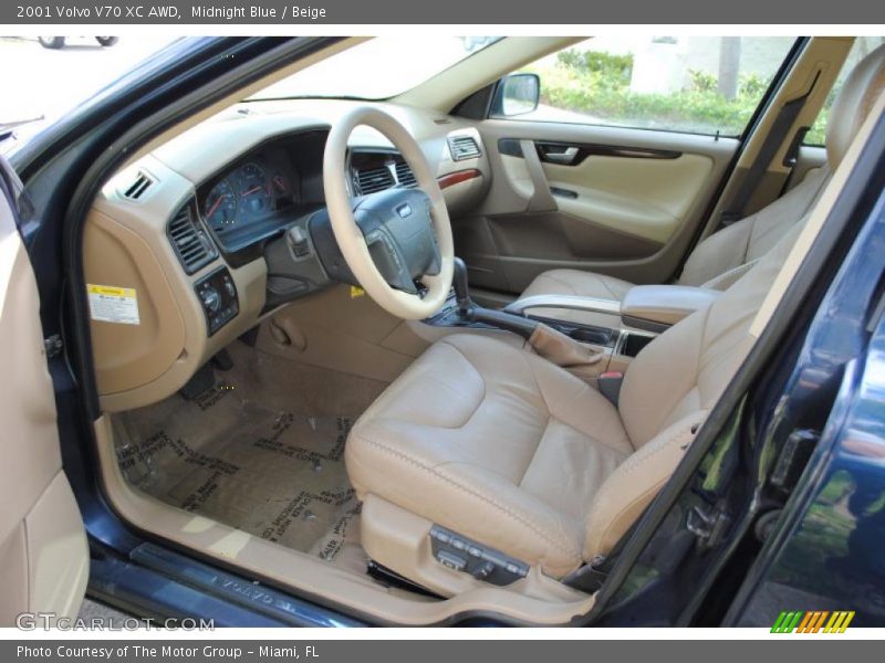 Midnight Blue / Beige 2001 Volvo V70 XC AWD