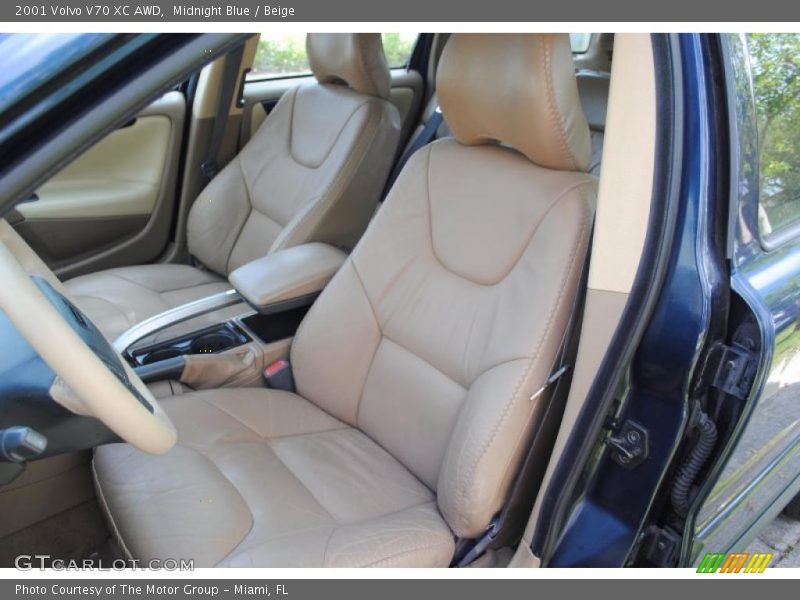 Midnight Blue / Beige 2001 Volvo V70 XC AWD
