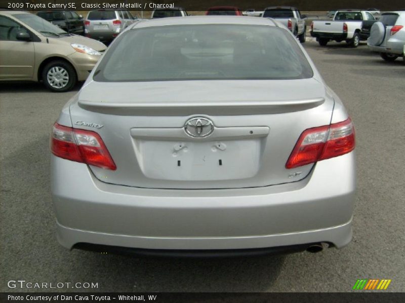 Classic Silver Metallic / Charcoal 2009 Toyota Camry SE