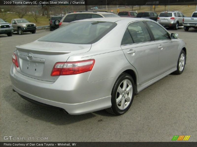 Classic Silver Metallic / Charcoal 2009 Toyota Camry SE