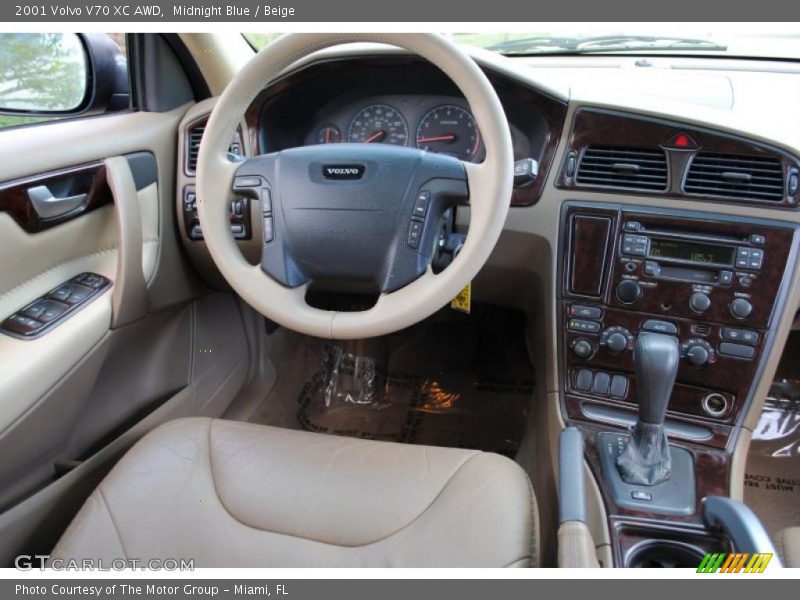 Midnight Blue / Beige 2001 Volvo V70 XC AWD