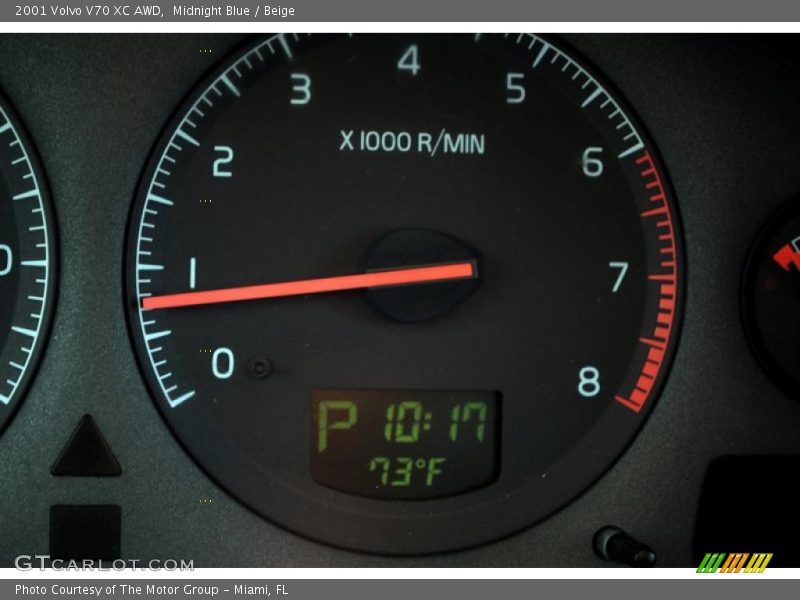 Midnight Blue / Beige 2001 Volvo V70 XC AWD