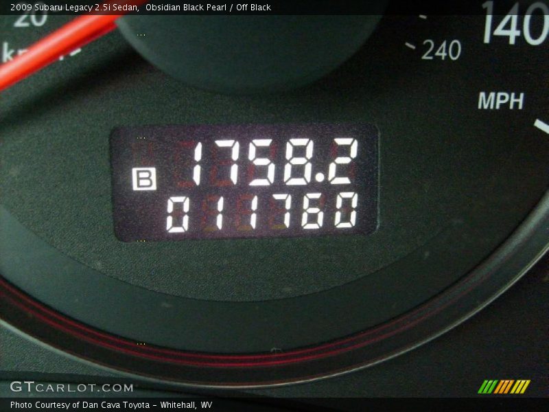 Obsidian Black Pearl / Off Black 2009 Subaru Legacy 2.5i Sedan