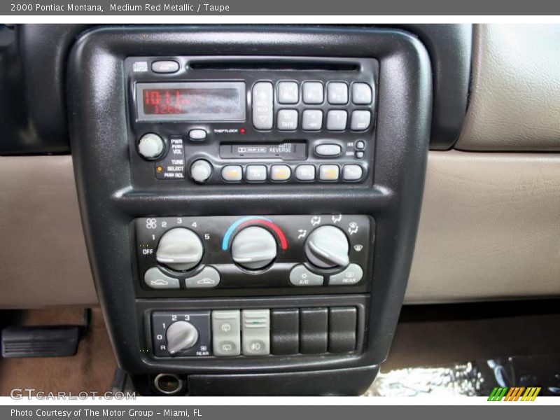 Medium Red Metallic / Taupe 2000 Pontiac Montana