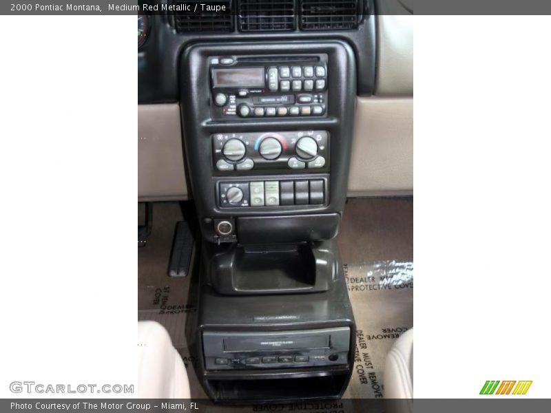 Medium Red Metallic / Taupe 2000 Pontiac Montana