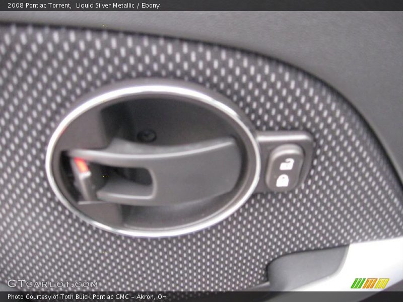 Liquid Silver Metallic / Ebony 2008 Pontiac Torrent