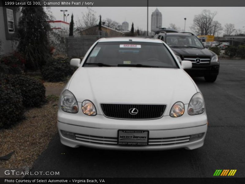 Diamond White Pearl / Ivory 1999 Lexus GS 300