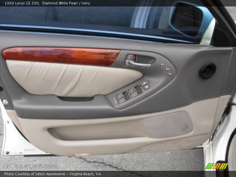 Diamond White Pearl / Ivory 1999 Lexus GS 300