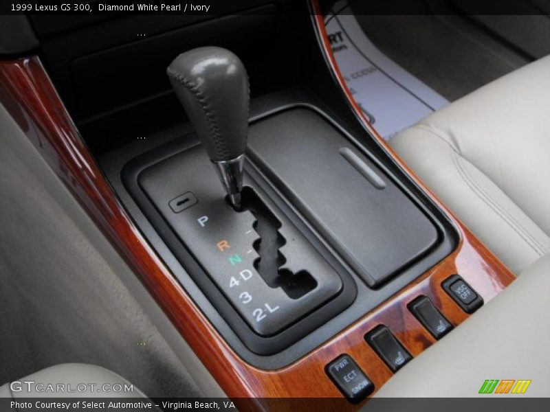 Diamond White Pearl / Ivory 1999 Lexus GS 300
