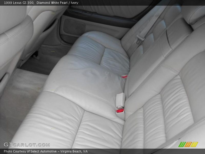 Diamond White Pearl / Ivory 1999 Lexus GS 300