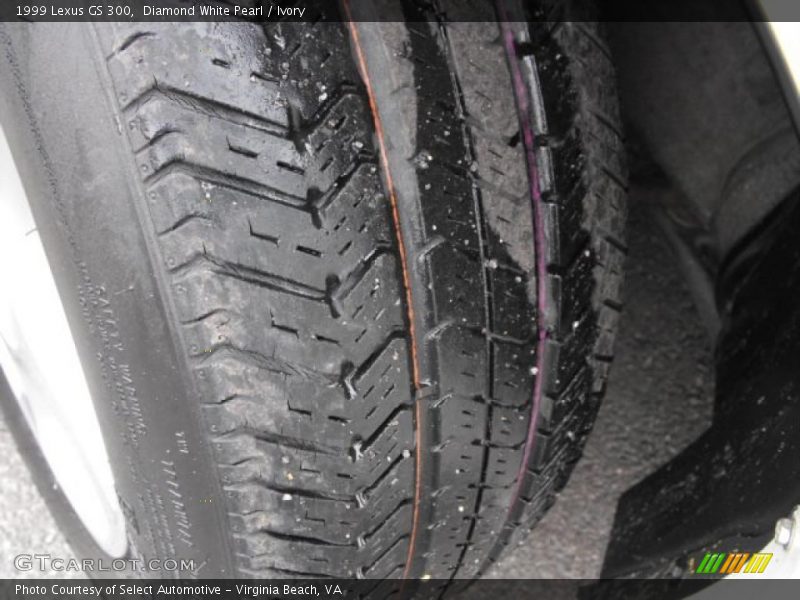 Diamond White Pearl / Ivory 1999 Lexus GS 300
