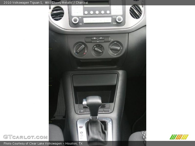 Wild Cherry Metallic / Charcoal 2010 Volkswagen Tiguan S