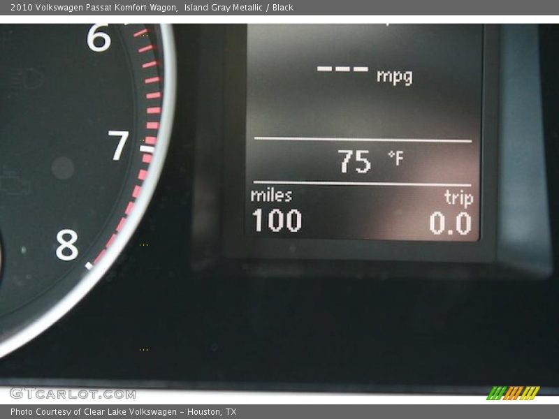 Island Gray Metallic / Black 2010 Volkswagen Passat Komfort Wagon