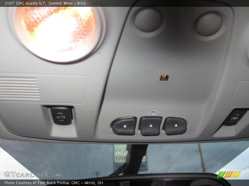 Summit White / Brick 2007 GMC Acadia SLT