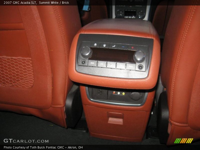 Summit White / Brick 2007 GMC Acadia SLT