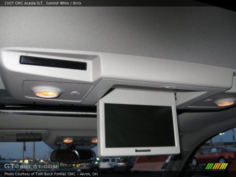Summit White / Brick 2007 GMC Acadia SLT
