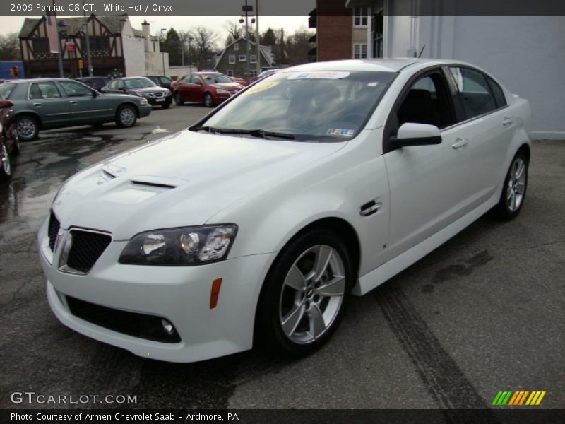 White Hot / Onyx 2009 Pontiac G8 GT