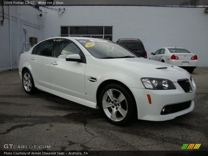 White Hot / Onyx 2009 Pontiac G8 GT