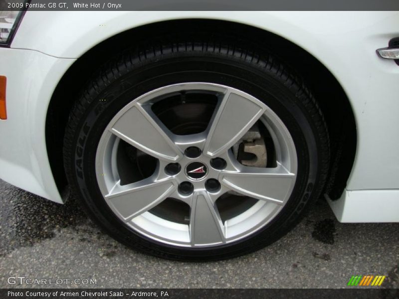 White Hot / Onyx 2009 Pontiac G8 GT