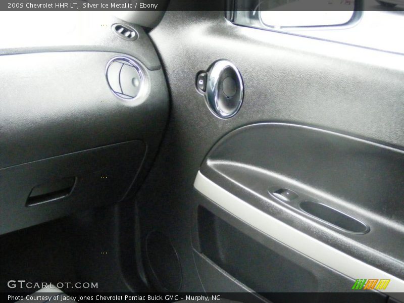 Silver Ice Metallic / Ebony 2009 Chevrolet HHR LT