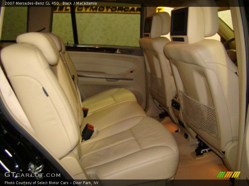 Black / Macadamia 2007 Mercedes-Benz GL 450