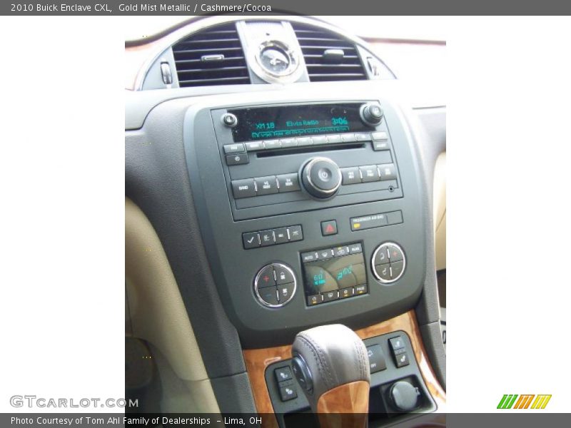 Gold Mist Metallic / Cashmere/Cocoa 2010 Buick Enclave CXL