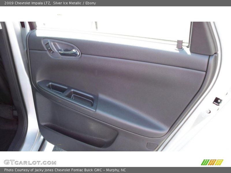 Silver Ice Metallic / Ebony 2009 Chevrolet Impala LTZ