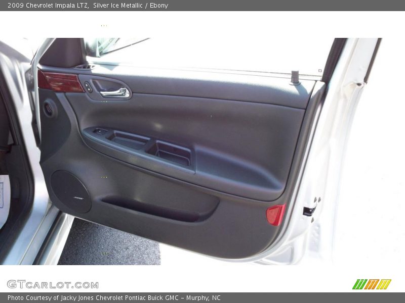 Silver Ice Metallic / Ebony 2009 Chevrolet Impala LTZ