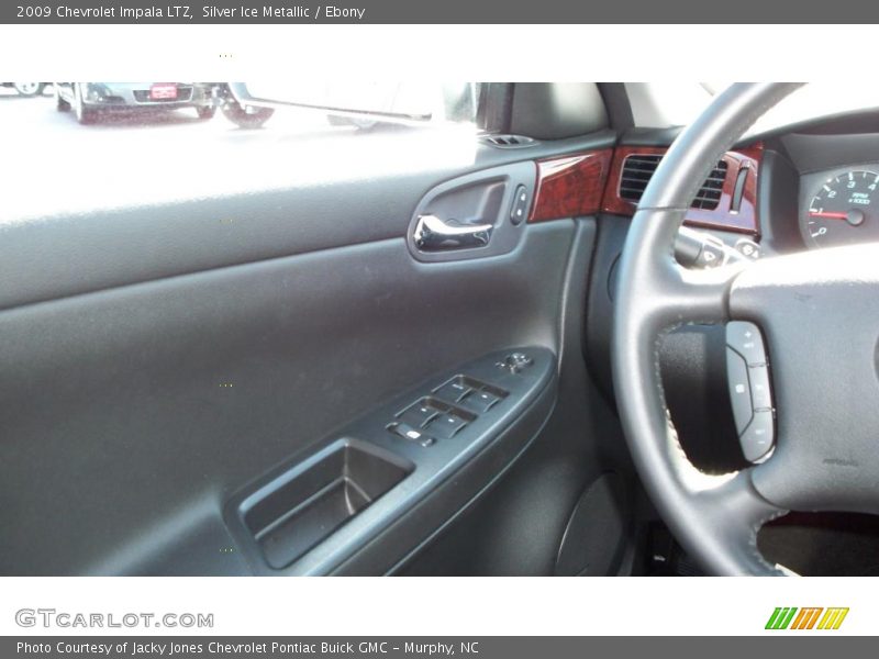 Silver Ice Metallic / Ebony 2009 Chevrolet Impala LTZ