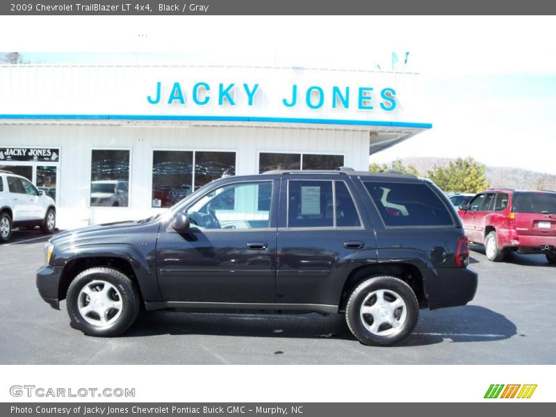 Black / Gray 2009 Chevrolet TrailBlazer LT 4x4