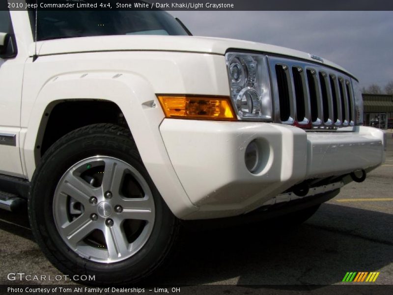 Stone White / Dark Khaki/Light Graystone 2010 Jeep Commander Limited 4x4