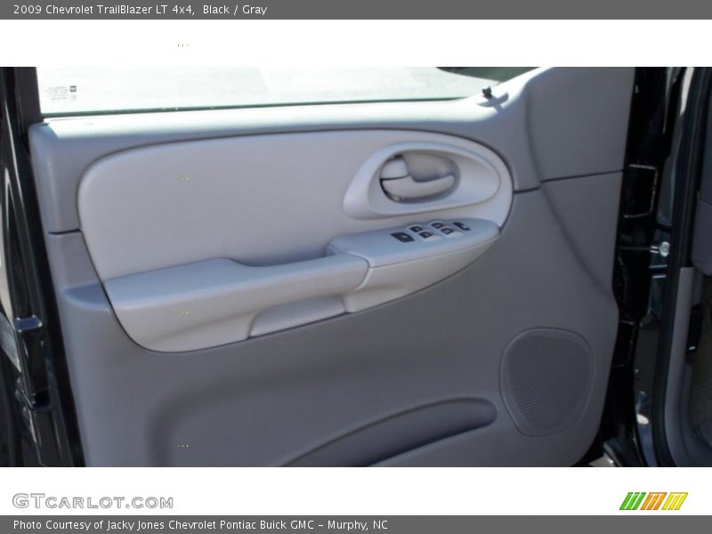 Black / Gray 2009 Chevrolet TrailBlazer LT 4x4