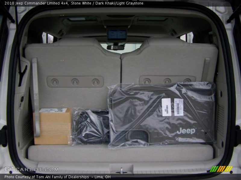 Stone White / Dark Khaki/Light Graystone 2010 Jeep Commander Limited 4x4