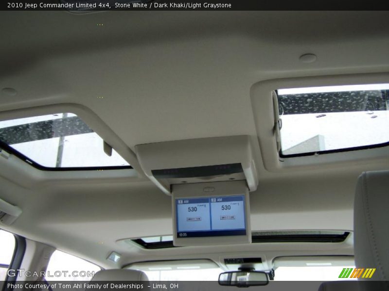 Stone White / Dark Khaki/Light Graystone 2010 Jeep Commander Limited 4x4