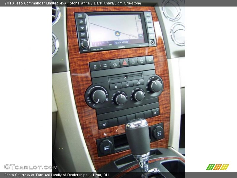 Stone White / Dark Khaki/Light Graystone 2010 Jeep Commander Limited 4x4