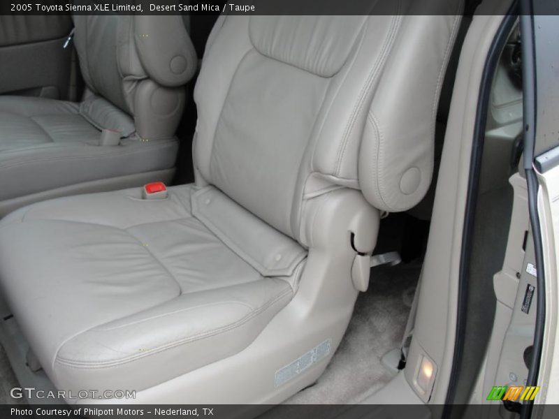 Desert Sand Mica / Taupe 2005 Toyota Sienna XLE Limited