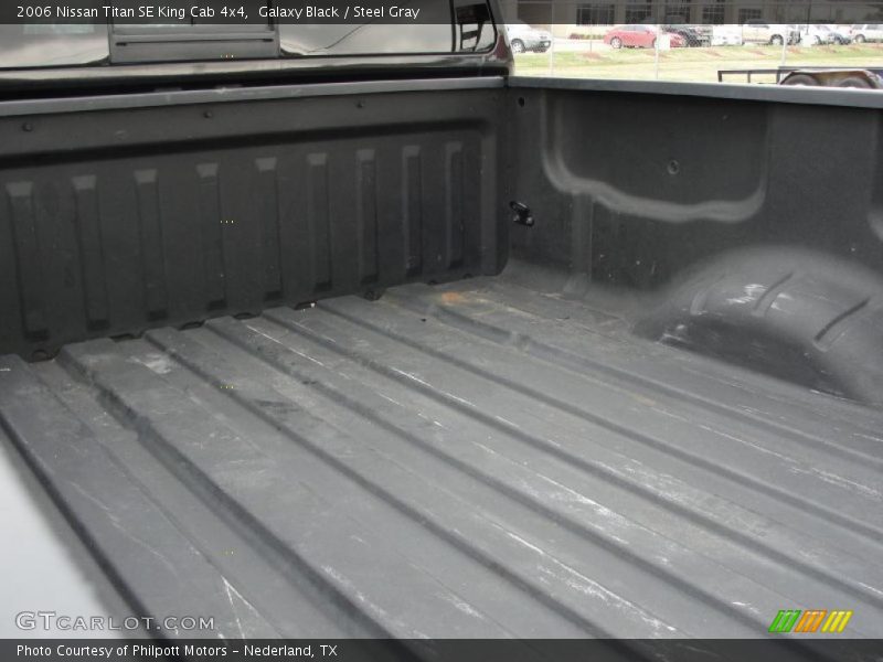 Galaxy Black / Steel Gray 2006 Nissan Titan SE King Cab 4x4