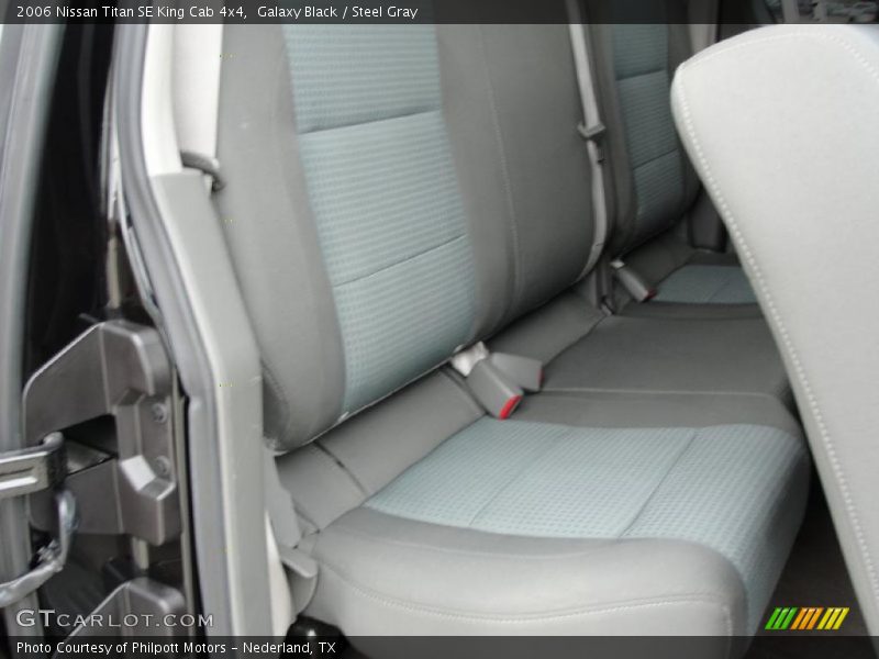 Galaxy Black / Steel Gray 2006 Nissan Titan SE King Cab 4x4