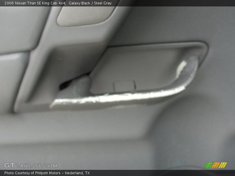 Galaxy Black / Steel Gray 2006 Nissan Titan SE King Cab 4x4