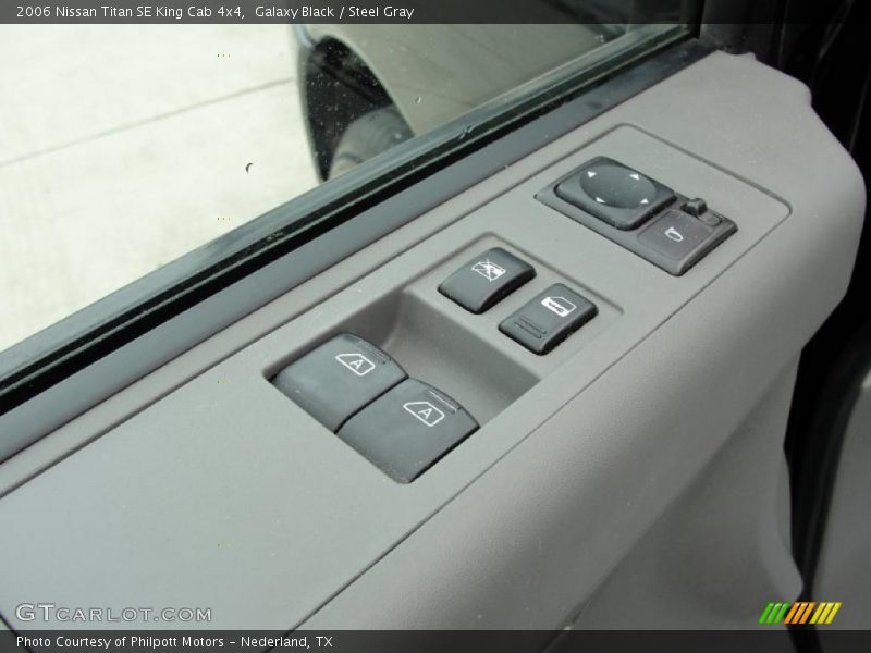 Galaxy Black / Steel Gray 2006 Nissan Titan SE King Cab 4x4