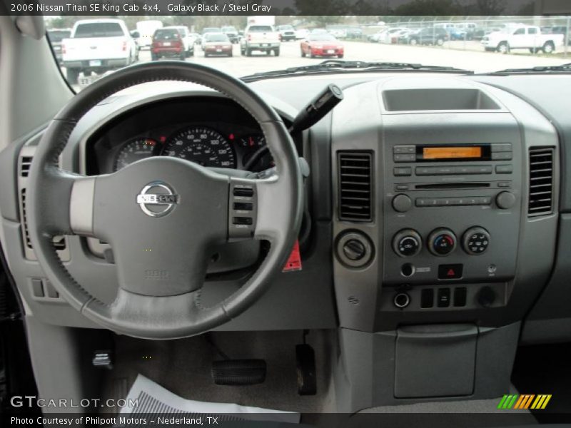 Galaxy Black / Steel Gray 2006 Nissan Titan SE King Cab 4x4